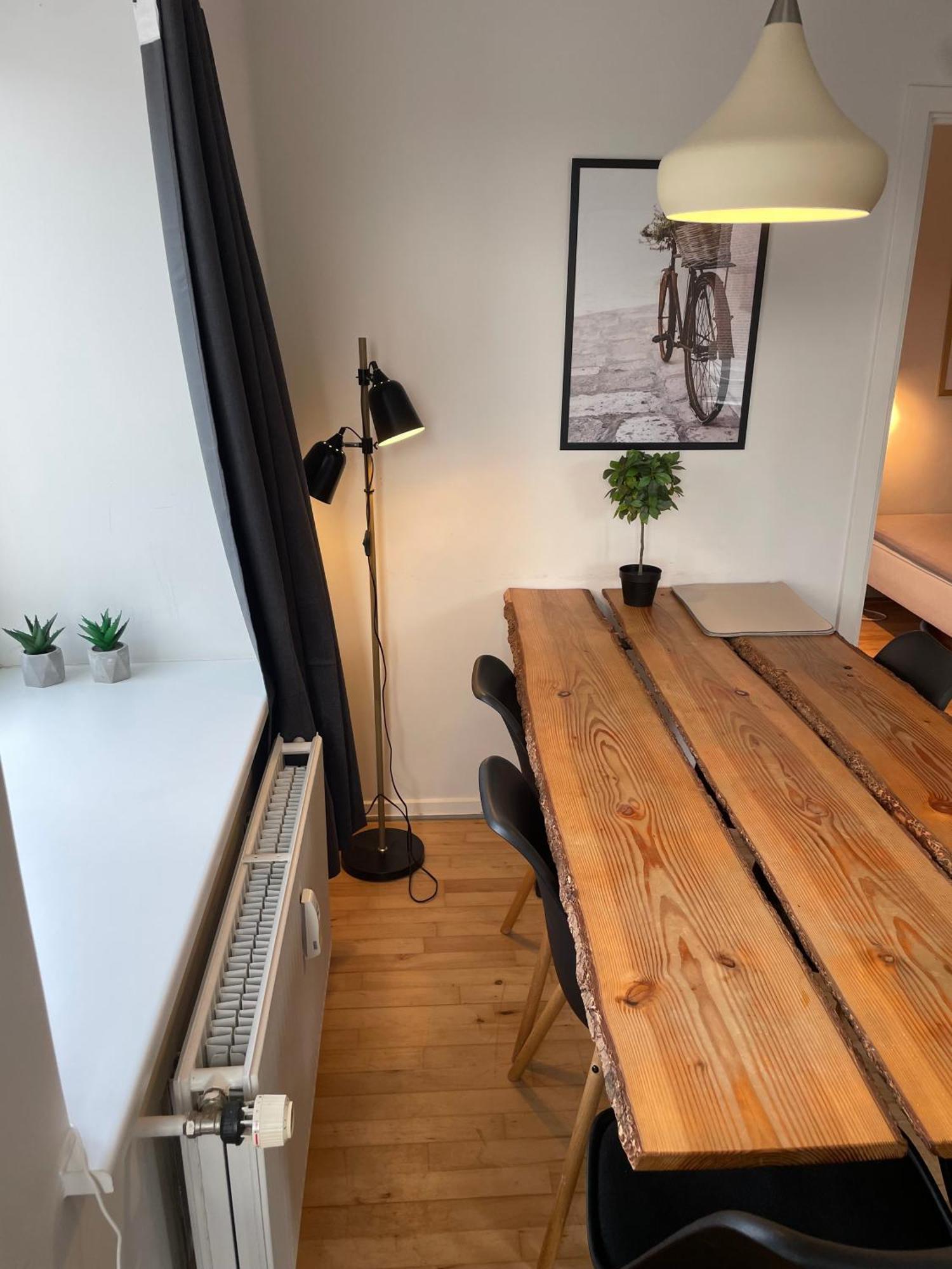 With Parking Possibility, Netflix & Near Attractions Appartement Århus