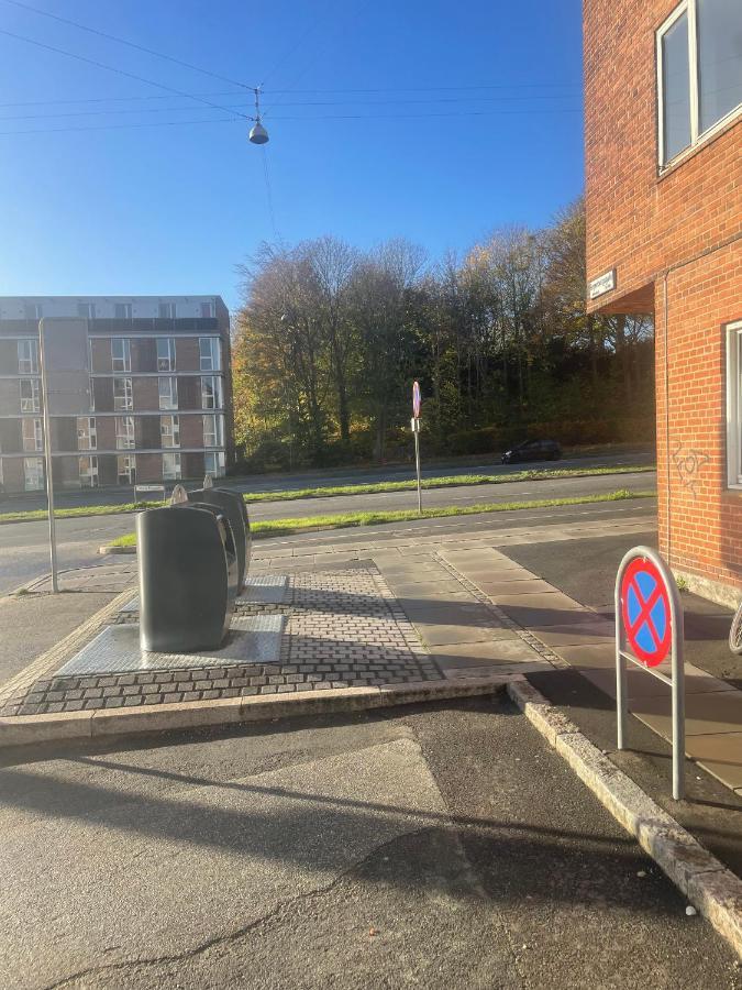 With Parking Possibility, Netflix & Near Attractions Apartment Aarhus
