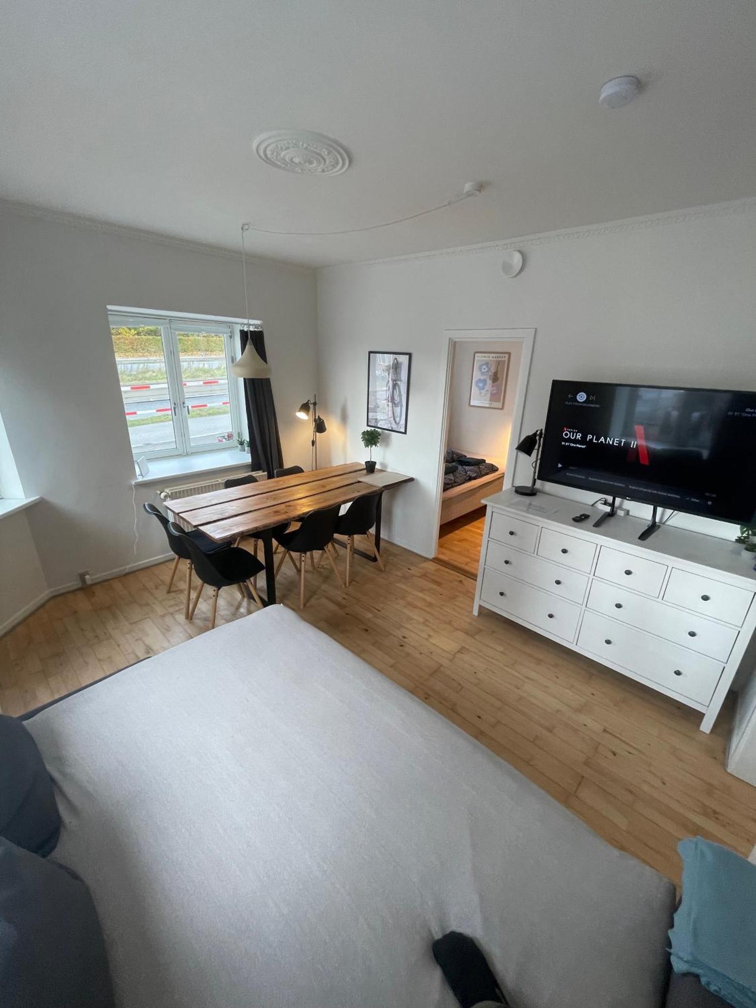 With Parking Possibility, Netflix & Near Attractions Apartment